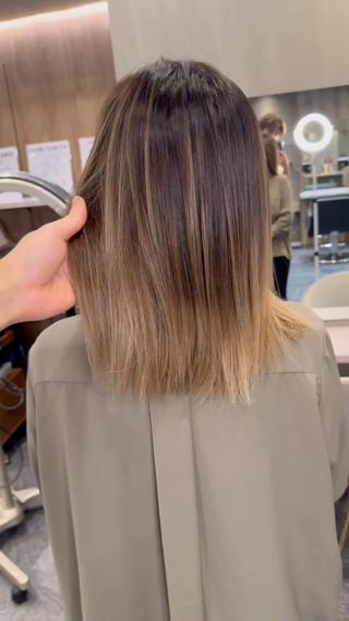 セミロング カラー 🇺🇸海外デザイン iCON TOKYOのヘアスタイル