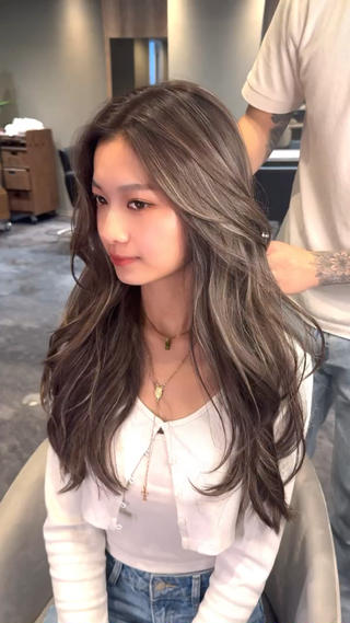 ロング カラー 🇺🇸海外デザイン iCON TOKYOのヘアスタイル