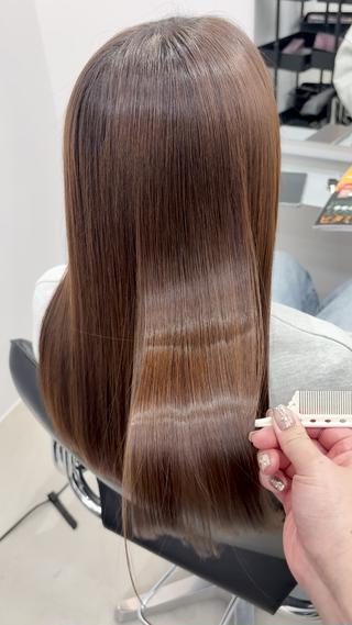 大人気!髪質改善トリートメント!
どんな髪でもつやつやになります!
気になる方ぜひ一度ご予約ください!