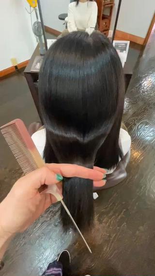 ロング La Ruelle yoko🐈髪質改善のヘアスタイル