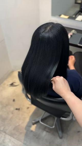 セミロング 髪質改善♡ 保坂汐音のヘアスタイル