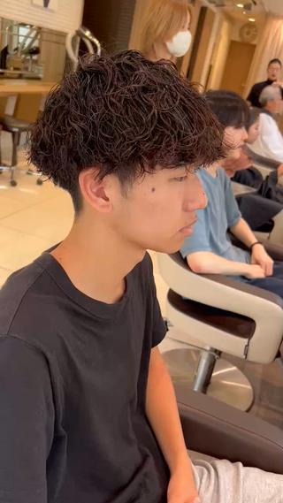 パーマ メンズ 坂口 叶汰のヘアスタイル