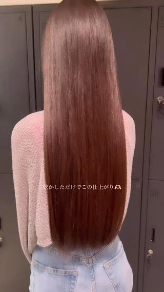 ロング 諸井 芽のヘアスタイル