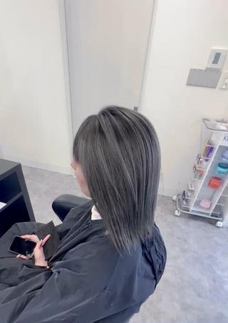 ミディアム LOBY所属・LOBY トモヤのヘアスタイル