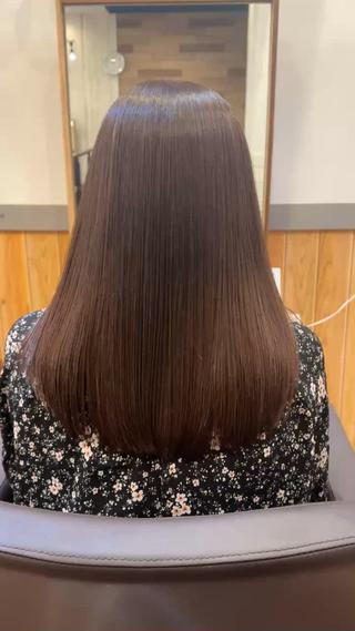 セミロング カラー CALAMARI所属・【渋谷で人気】艶髪× 髪質改善/ツヤカラーのヘアスタイル
