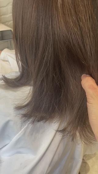 セミロング カラー Renatus店長 金子裕美のヘアスタイル