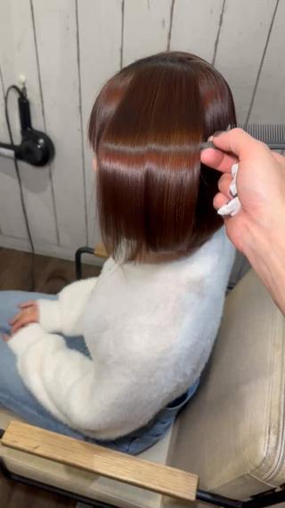 ショート カラー ヘアアレンジ MiU所属・韓国×髪質改善×美髪 縮毛矯正×レイヤーのヘアスタイル