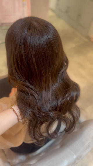 セミロング カラー 🤍ふんわりアイドル カラー🎀Rio🪽のヘアスタイル