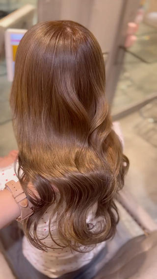 ロング カラー 🤍ふんわりアイドル カラー🎀Rio🪽のヘアスタイル
