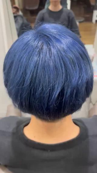 カラー メンズ 白神 珠梨のヘアスタイル