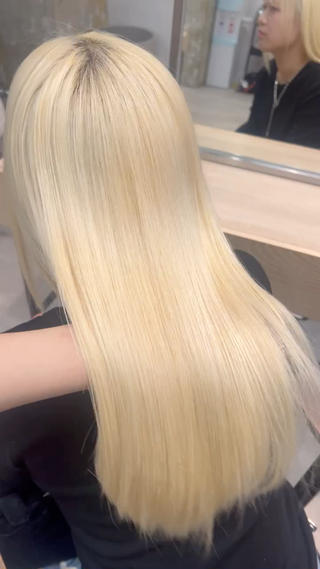 ブリーチ毛でもAujuaトリートメントでこんなにもツヤツヤになれます️ 