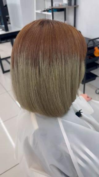 ミディアム AOl所属・🫧艶髪🪽 Karinのヘアスタイル
