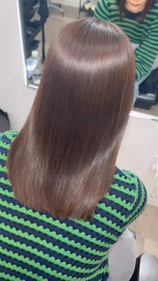 美髪矯正をするとドライヤーのみで艶髪になります️ 