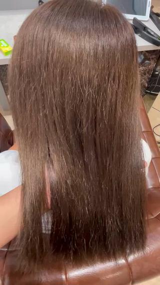 ミディアム 徳田 真緒のヘアスタイル