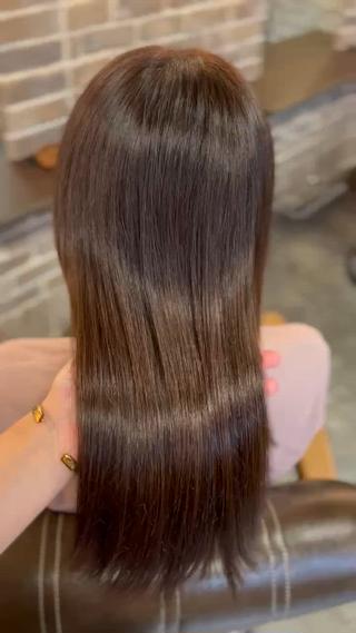 ミディアム ACROあべの店所属・ブリーチ/縮毛矯正 モデル/徳田真緒のヘアスタイル