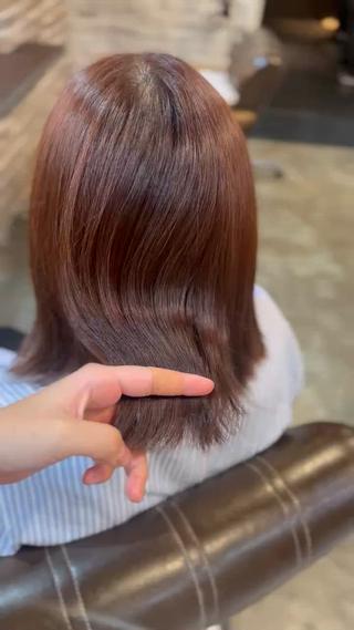 ブラウンベージュ✮

是非、白髪染め、ワンカラー、ダブルカラー、透明感カラー、ブリーチ、縮毛矯正のモデル様を大募集しております^^ぜひ気になる方はInstagram、ミニモにてご予約お待ちしております(⋆ᴗ͈ˬᴗ͈)” 