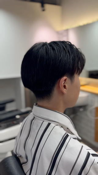 ミディアム メンズ FRISEUR/山本 美芽のヘアスタイル