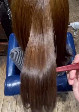 梅雨に向けてサラツヤストレートしませんか？
ご相談いつでもお待ちしております 