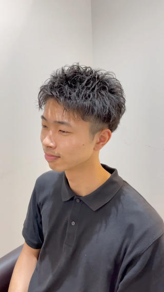 短髪でスッキリと！
ハーフアップバングスタイル！ 