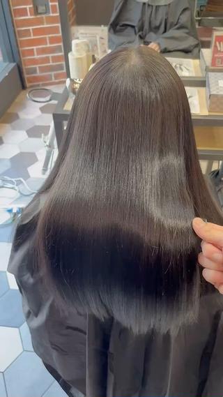 ロング 髪質改善縮毛矯正🫧 村上蒼生のヘアスタイル