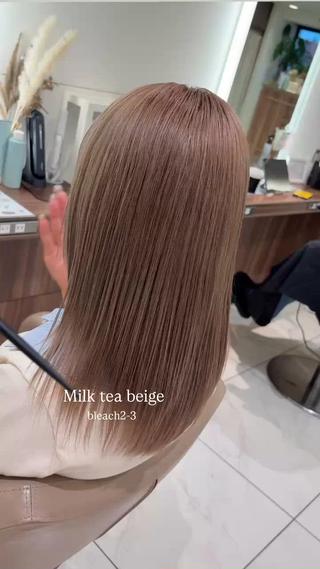 カラー 加藤芽実カラーリスト ／ミルクティーカラーのヘアスタイル