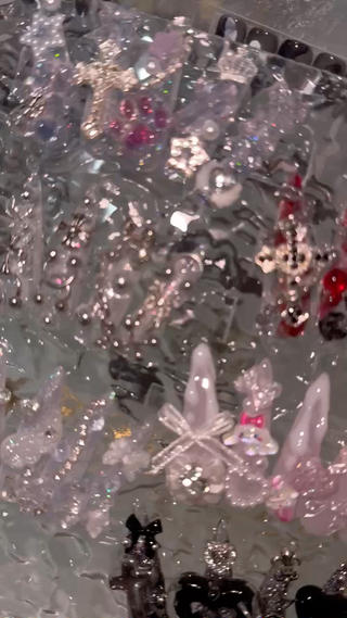 ネイル emuなんば HONOKAのネイルデザイン