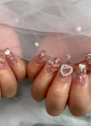 ネイル LAVISH nanamiのネイルデザイン