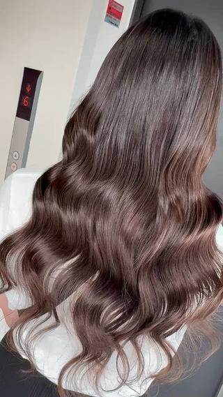 カラーエクステ70本
エクステ/横浜/カラー/ブリーチ