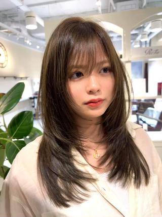 ミディアム カラー Che'ri所属・海外レイヤー/ レイヤーカット/和田のヘアスタイル