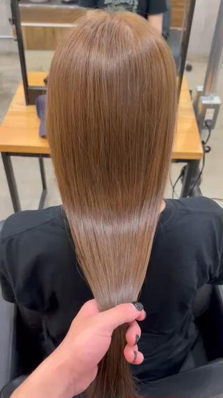 カラー siun.所属・春翔 艶/縮毛/ブリーチのヘアスタイル