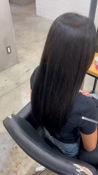 カラー siun.所属・春翔 艶/縮毛/ブリーチのヘアスタイル