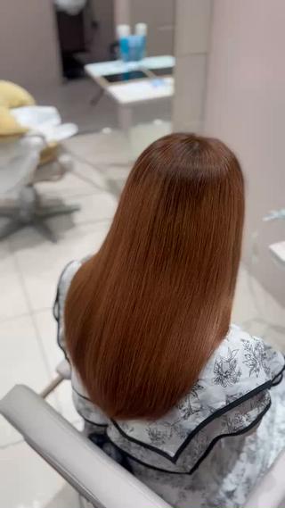 あなたに合わせた髪質、悩みに沿って選ぶ高級トリートメント
しっとり艶々にしたい方是非やりましょう! 