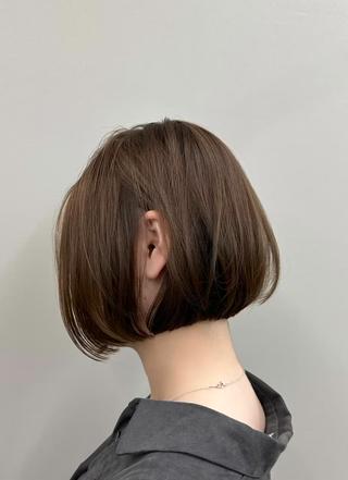 ショート 高槻裕二 ショートボブ縮毛矯正のヘアスタイル