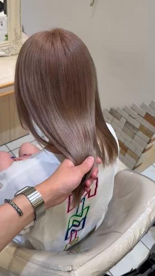 ロング ハイトーンカラー 髪質改善カラーノトのヘアスタイル