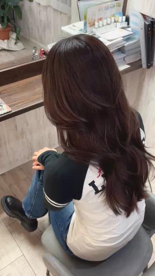 秋冬ブラウンカラー♡

しっかりカウンセリングを行い
お客様に似合うスタイルのご提案をいたします◎ 