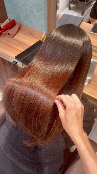 ロング パーマ ハイトーン/縮毛矯正 /あゆみのヘアスタイル