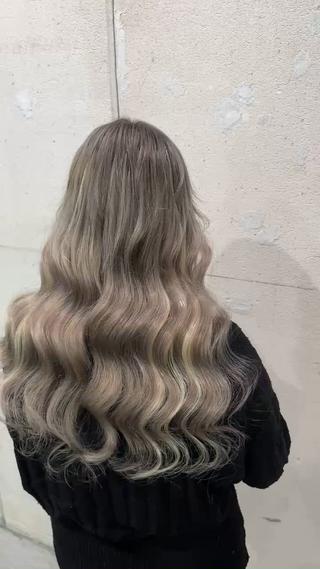 ロング EDeN Kuutoのヘアスタイル