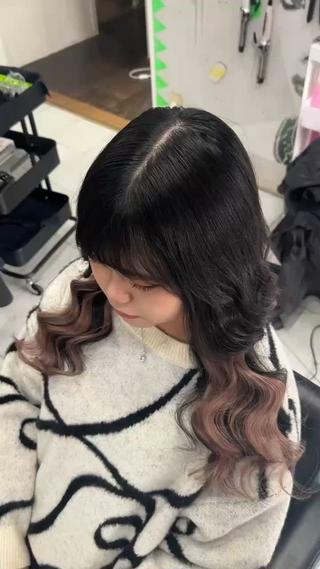 ロング ヘアアレンジ EDeN Kuutoのヘアスタイル