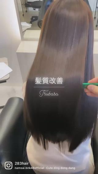 髪の状態にもよりますが縮毛矯正でここまでなります 