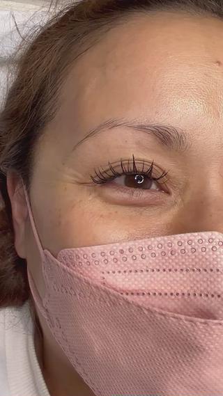 マツエク・マツパ REVE by figaro所属・福井 珠乃のヘアスタイル