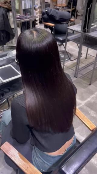 ロング 真愛 /UMMのヘアスタイル