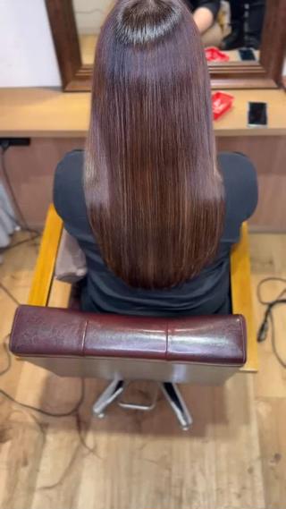 ロング カラー youres センター南所属・今満 精二のヘアスタイル