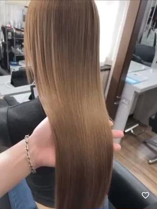 ロング カラー Nexus所属・艶髪ハイトーン特化 / moe 🦋のヘアスタイル