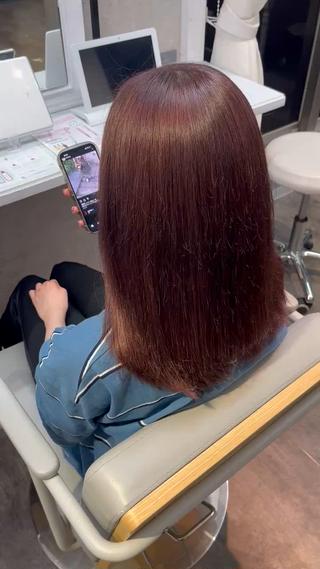 カラー 松井 咲樹のヘアスタイル