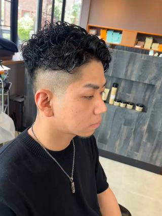 ショート パーマ 安田 海斗のヘアスタイル