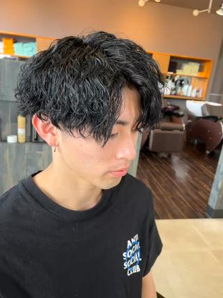 ショート パーマ 安田 海斗のヘアスタイル