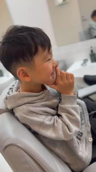 キッズ BARBER SAWAS所属・杉山 友哉のヘアスタイル