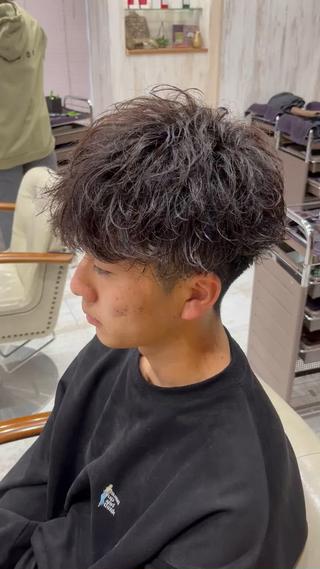 メンズ 【店長】メンズ職人 短髪　ハイトーン🔥のヘアスタイル