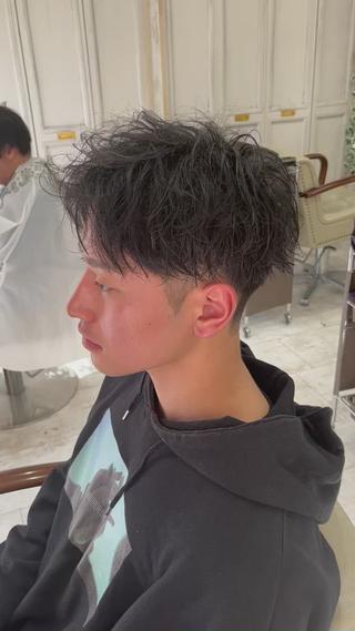 メンズ 【店長】メンズ職人 短髪　ハイトーン🔥のヘアスタイル