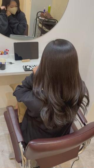 ロング 【髪質改善　艶髪】 布川　莉穂のヘアスタイル
